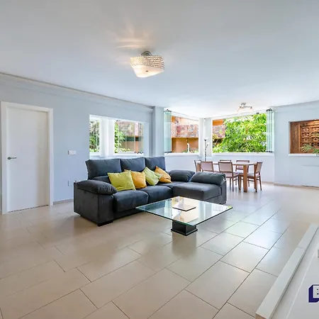 Casa Aluna - 3br Premium Location Higueron * 푸엔히롤라