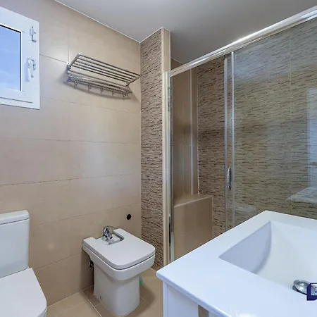 Casa Aluna - 3br Premium Location Higueron 푸엔히롤라